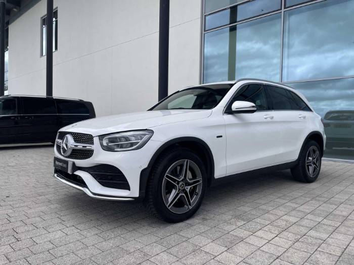 2.0 GLC300de 13.5kWh AMG Line SUV 5dr Diesel Plug-in Hybrid G-Tronic+ 4MATIC Euro 6 (s/s) (306 ps)