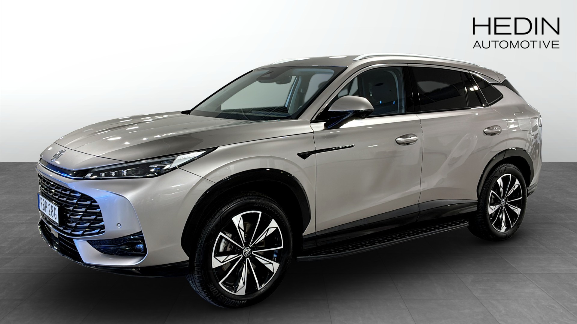 MG HS 2024