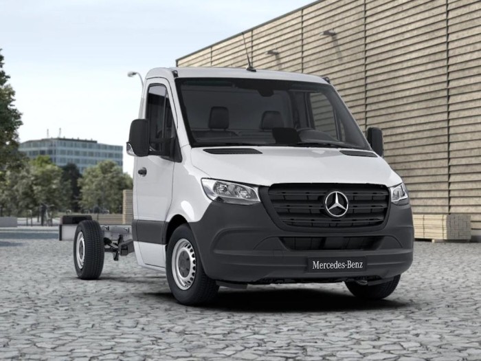 L3 Luton With Tail Lift