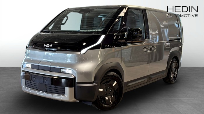 PV5 CARGO PLUS 4DR L2H1 LONG RANGE