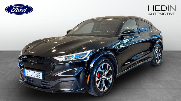 Long Range AWD 351HK Teknikpaket | B&O | 360°