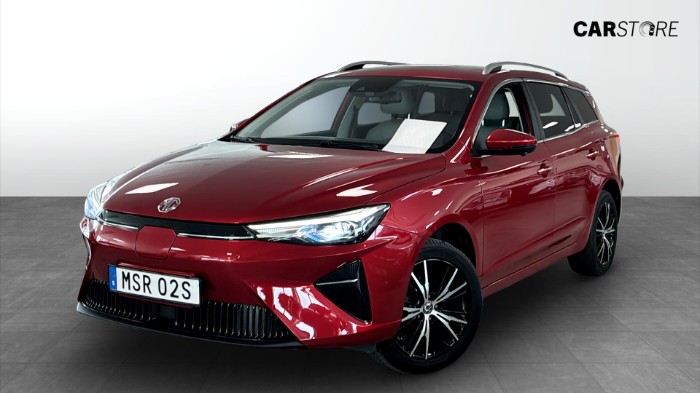 LUXURY LONG RANGE NAVI KAMERA MOMS CARPLAY