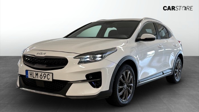 Plug-in Advance Plus 141Hk / Kamera / CarPlay