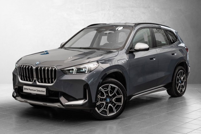 xDrive25e