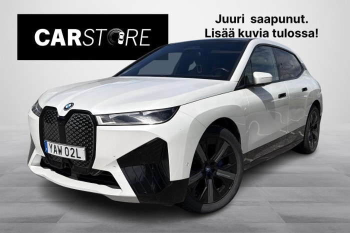 xDrive50 *HUIPPU VARUSTELTU*