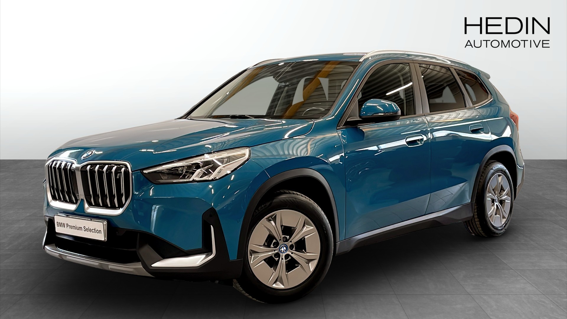 BMW iX1 2023