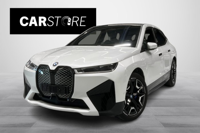 xDrive50 Sport *HUIPPUVARUSTELTU*