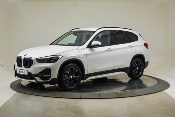 xDrive25e