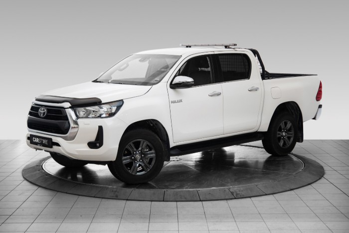 2,4 150hk D-Cab 4WD SR