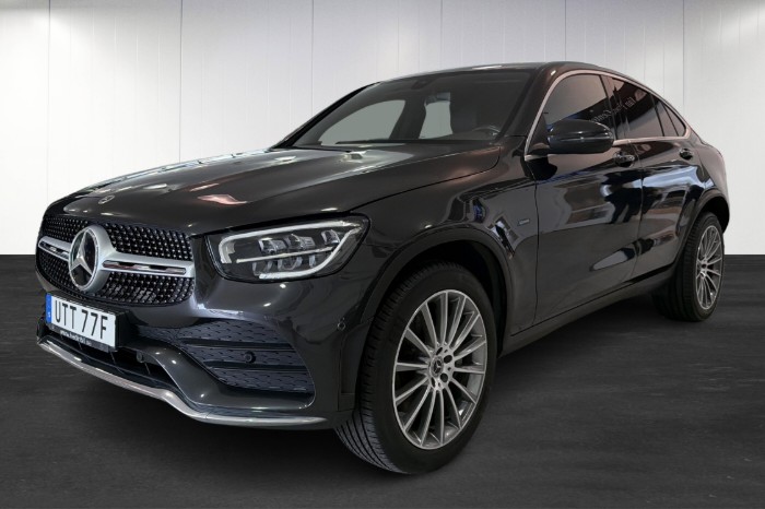 300 de 4MATIC Coupé AMG Line / Drag *3,95% RÄNTA*