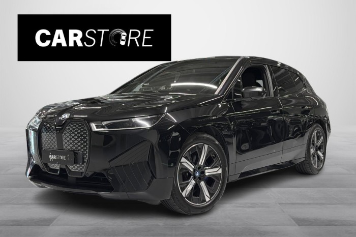 xDrive50 Sport *Huippuvarusteet*
