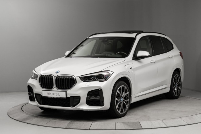 xDrive25e
