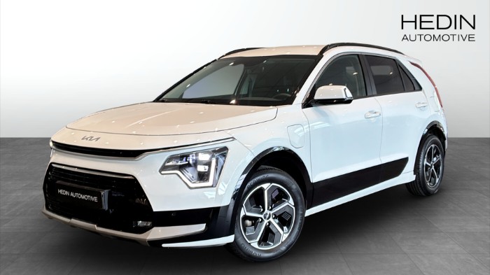 NIRO Advance, HUD, Rattvärme, Backkamera