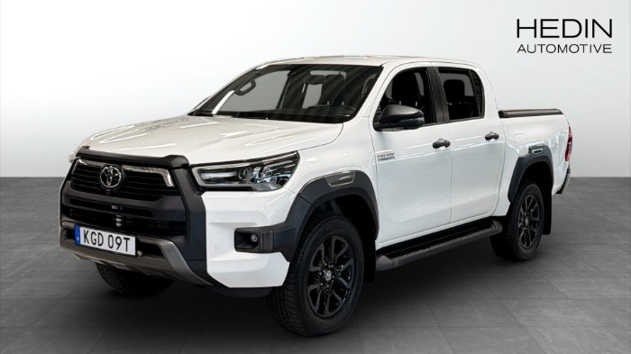 Dubbelhytt 2.8 4WD Automatisk, 204hk, 2024