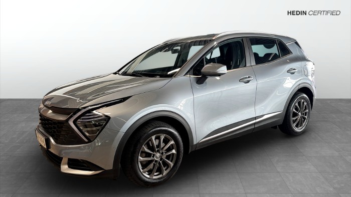 Hybrid AWD Action