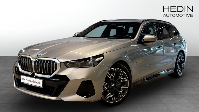 xDrive Touring M Sport Drag Adaptiv farthållare