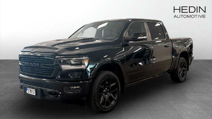 1500 V8 Laramie Night