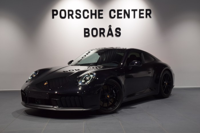 Carrera 4 GTS