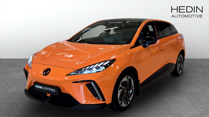 LUXURY 64 KWH