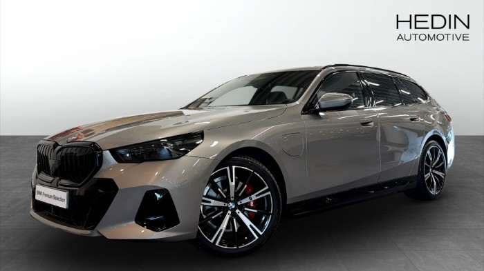 xDrive Touring M Sport Drag H/K Backkamera Rattvärme