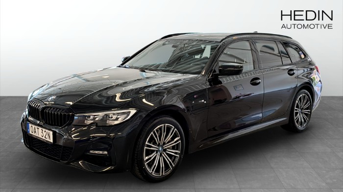 330E XDRIVE