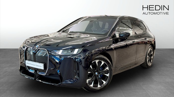 IX XDRIVE60 Supercharged Drag 360° B&W