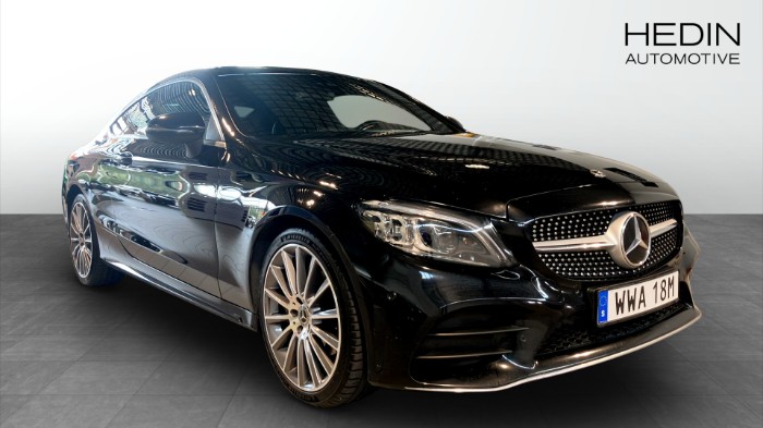 220 D 4MATIC COUPÉ // AMG // PANORAMA // VÄRMARE