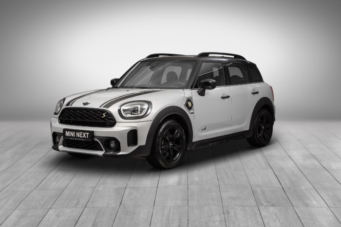 Cooper SE All4 Experience