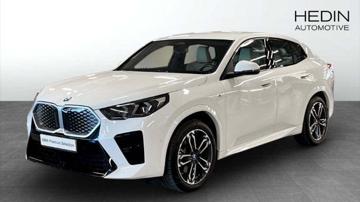 xDrive30, 306hk, M-sport|Backkamera|Drag|carplay