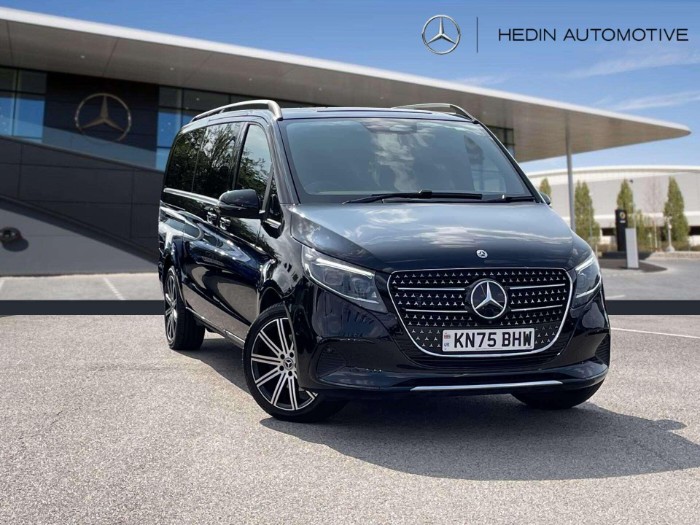 2.0 V300d Premium MPV 5dr Diesel G-Tronic+ Euro 6 (s/s) (8 Seat, Extra Long) (237 ps)