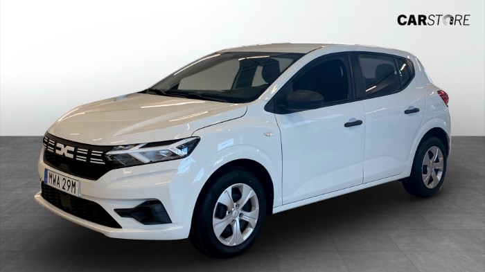 // SANDERO ESSENTIAL // TCE 90 4X2 MAN //