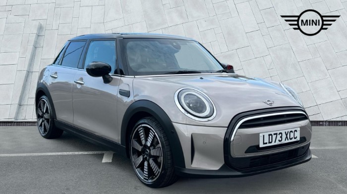 5-Door Hatch Cooper Exclusive