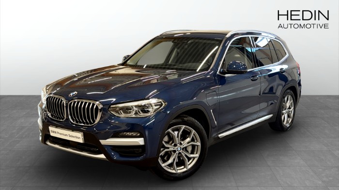 xDrive 30e X-Line Innovation Drag HUD H/K Adaptiv Farthållare