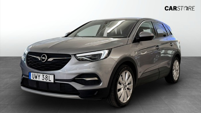 Hybrid4 Innovation 300hk / Kamera / CarPlay