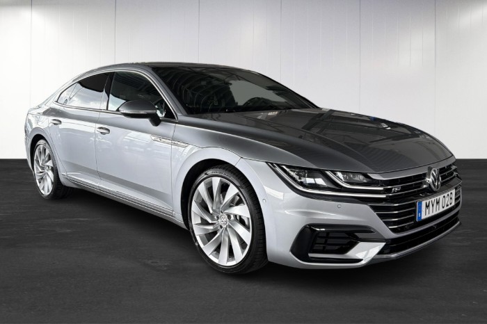2.0 TSI 4MOTION  R-Line / Panorama / Dynaudio