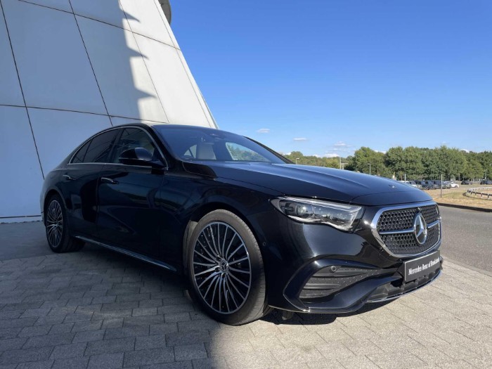 2.0 E300e 25.4kWh AMG Line (Premium Plus) Saloon 4dr Petrol Plug-in Hybrid G-Tronic Euro 6 (s/s) (313 ps)