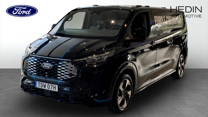E-CUSTOM V710 26.50 SPORT SKÅP 340L 218 A AWD
