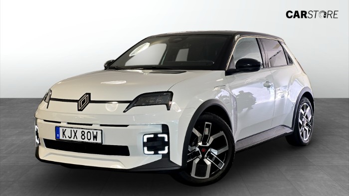R5 E-TECH TECHNO/52 kWh/Backkamera/Momsbil