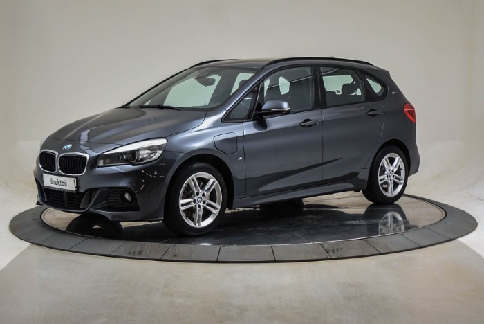 225xe Active Tourer iPerformance aut