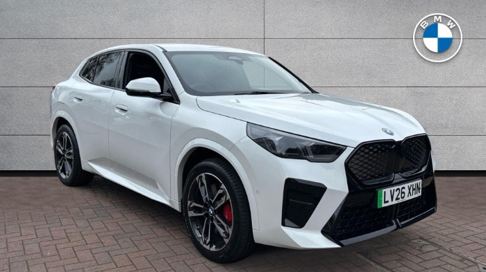 iX2 eDrive20 Shadow Edition