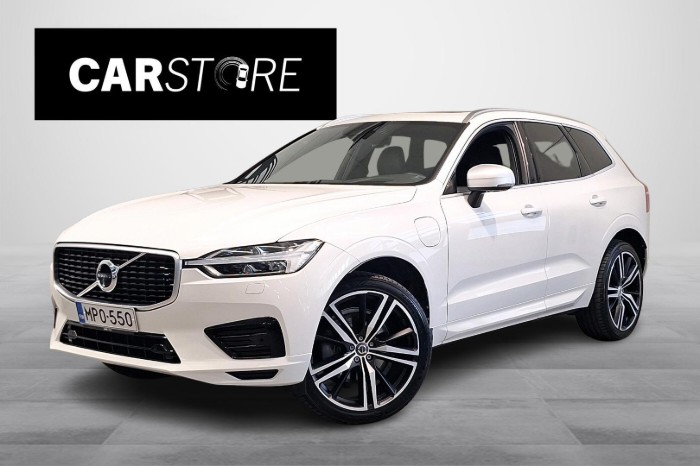 T8 AWD R-Design aut // 360  kamera/ Panorama lasikattoluukku / Sporttinahat Kuskin muistilla /