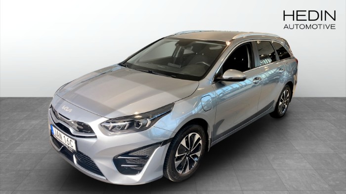 CEED SW PHEV ACTION