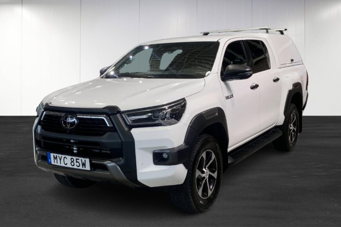 TOYOTA HILUX |Kåpa| Värmare|Drag|JBL Ljud