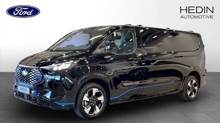 E-CUSTOM  SPORT SKÅP 340L AWD / 360-kamera / Drag