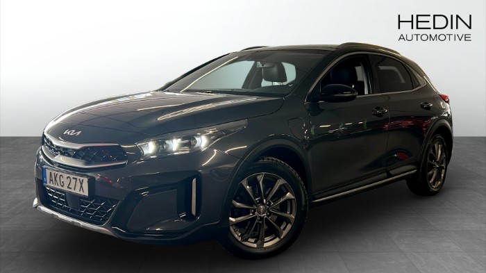 XCEED PHEV ADVANCE PLUS Pano B-kamera P-sensorer