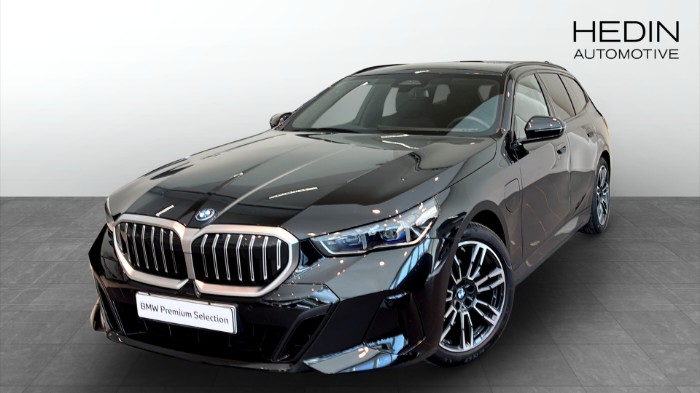 xDrive Touring M Sport Drag Driving Ass plus