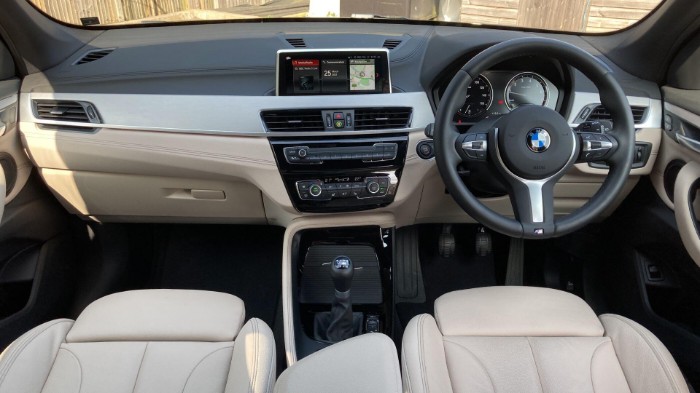 X1 sDrive18i M Sport
