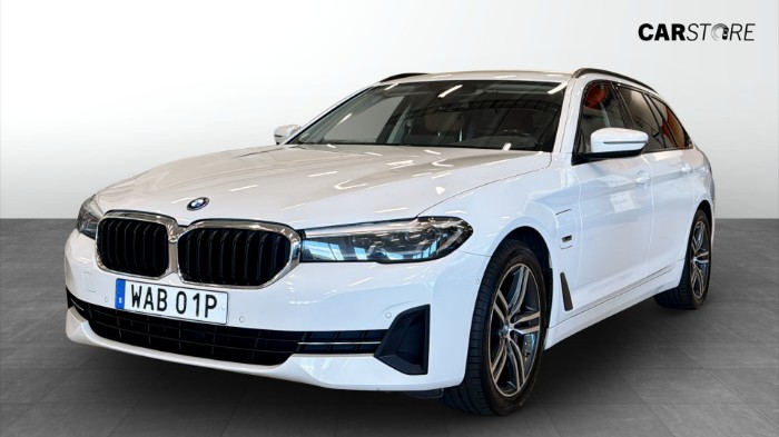 xDrive Touring (292hk) DRAG / SHADOW LINE / NAVI