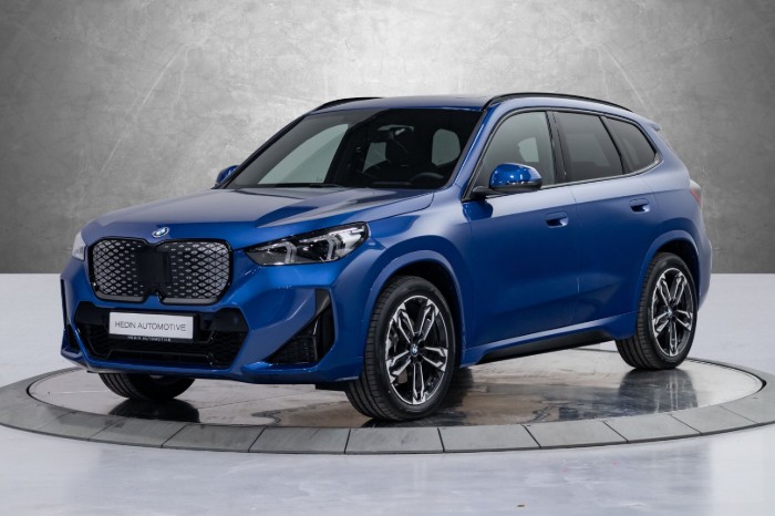 xDrive30 Fully Charged Premium E. (K)