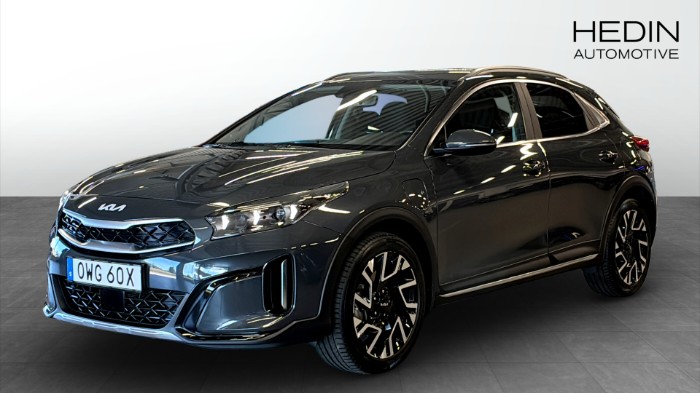 XCEED PHEV ACTION Adaptiv Rattvärme Navi